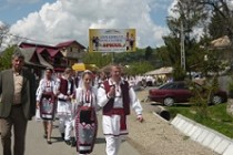 Ansamblul Spicul din Silistea a participat la sezatoarea de la Jitia, judetul Vrancea