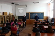Jandarmii braileni au organizat activitati preventive la liceul “Grigore Moisil” Braila