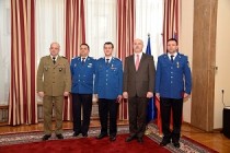 Jandarmi români medaliați de președintele Poloniei
