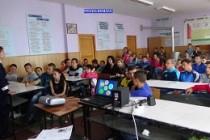 Întâlniri interactive între polițiștii brăileni și elevi