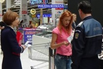 Campania ”Închide uşa violenţei!” - activități întreprinse de polițiștii brăileni