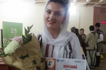 Nicoleta Ghelase, elevă a Şcolii Populare de Arte Vespasian Lungu Brăila, a obţinut locul doi la Festivalul de Folclor de la Târgoviște