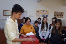 ”Să nu-i uităm pe cei mai triști ca noi” - elevii și silogismele suferinței