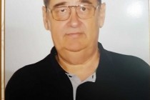 O catedră în cer și aici tăcere...