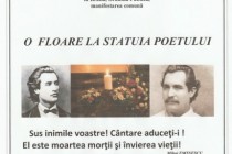O floare la statuia poetului. Eveniment la statuia poetului Mihai Eminescu