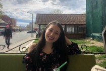 Sandra, absolventa de 10, de la ”Cerna”