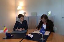 Ministrul Rovana Plumb a semnat, la Strasbourg, Conventiei de la Istanbul privind prevenirea si combaterea violentei împotriva femeilor si a violentei domestice
