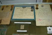 Expozitia Atelier de scenografie – Gheorghe Mosorescu la Galeriile de Artă Brăila