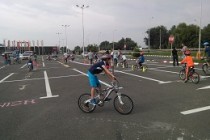 Juniorii au concurat şi s-au bucurat de mersul pe bicicletă la Brăila