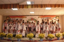 ANSAMBLUL „CA PE BALTĂ” PREMIAT LA FESTIVALUL „CUNUNIŢA SATULUI” LIEŞTI