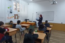 Poliția Brăila desfășoară activități de informare și prevenire a elevilor cu privire la conduita antibullying și nonviolență