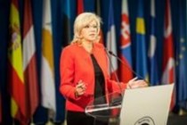 Comisarul european Corina Crețu în prima vizită oficială din 2017 în România