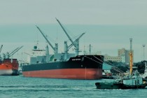 Guvernanţii nu înţeleg actuala relevanţă strategică şi economică a Portului Constanţa