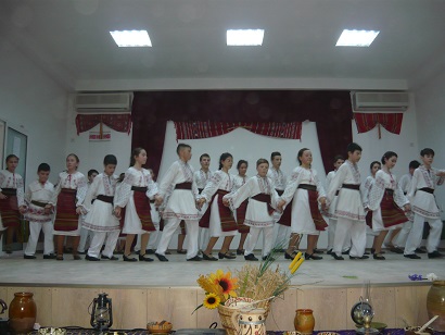 Ans. Cununita satului, Liesti