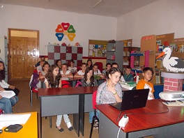 scoala Tichilesti