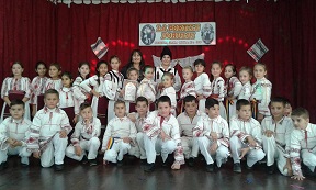 Cununita satului, Liesti