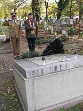 monument 1