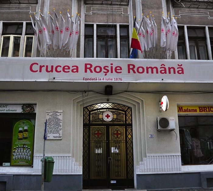 Lecție de supraviețuire în stradă: Flashmob spectaculos și demonstrații de resuscitare la ...